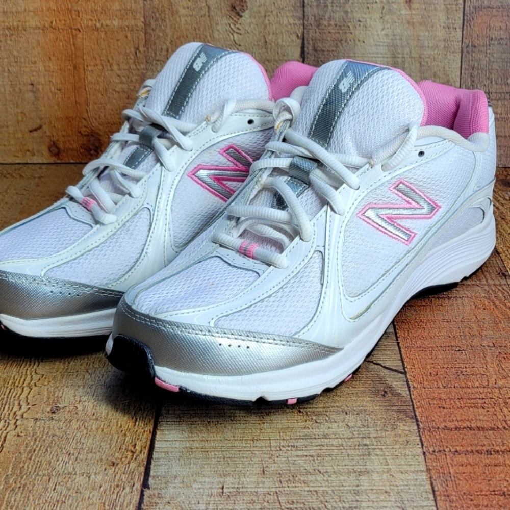 New Balance 496